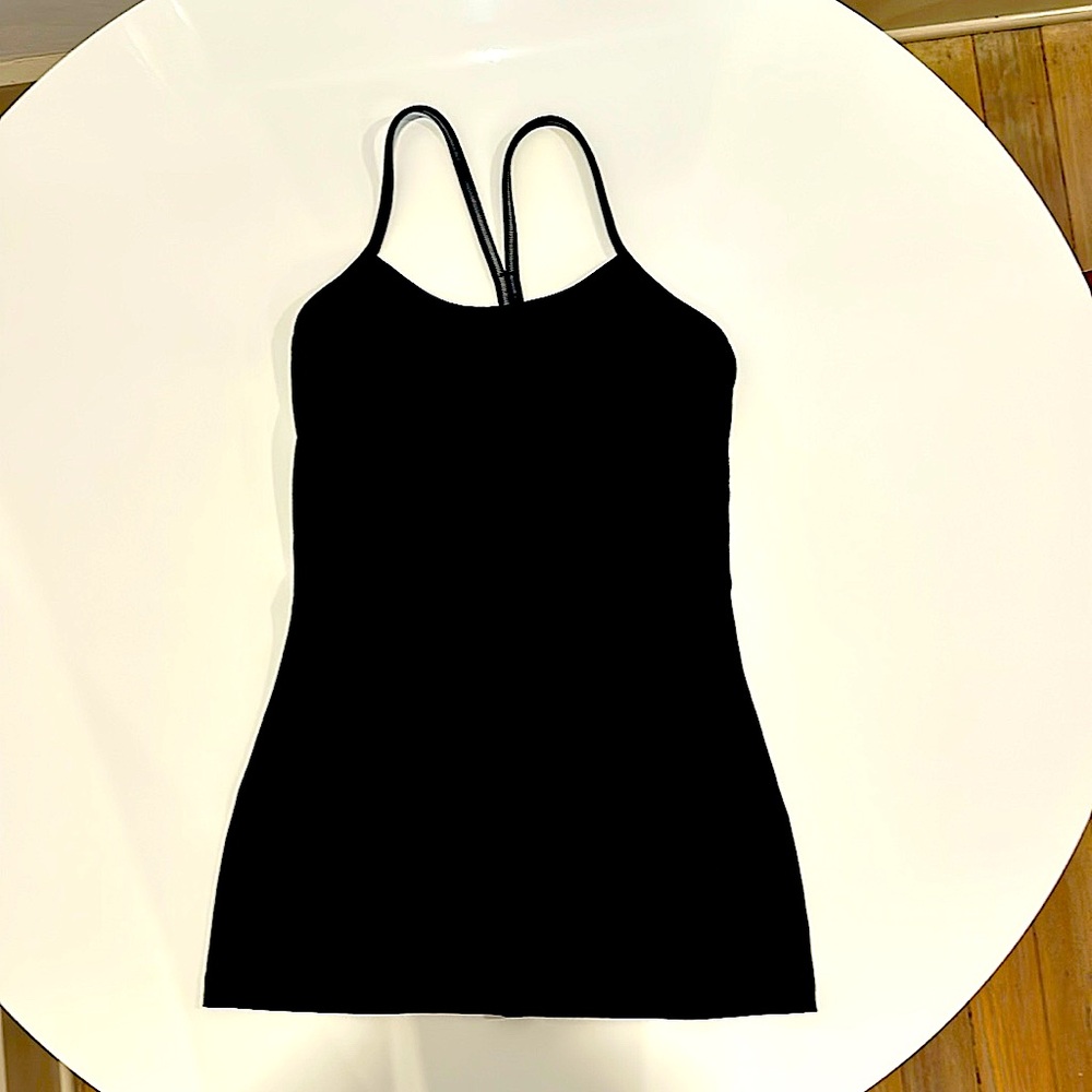 Lululemon tank size 2. Black